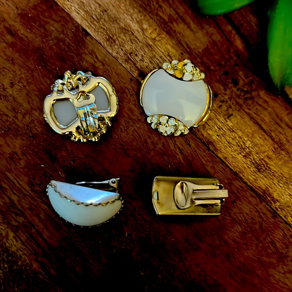 TWO SETS OF EARRINGS